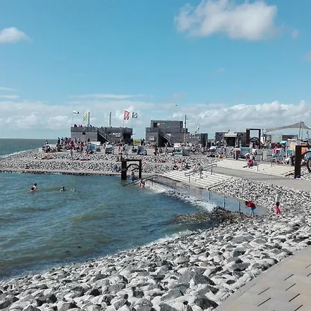 Studio Fuer 2 Personen Ca 30 Qm In Buesum, Nordseekueste Deutschland Kreis Dithmarschen ビューズム